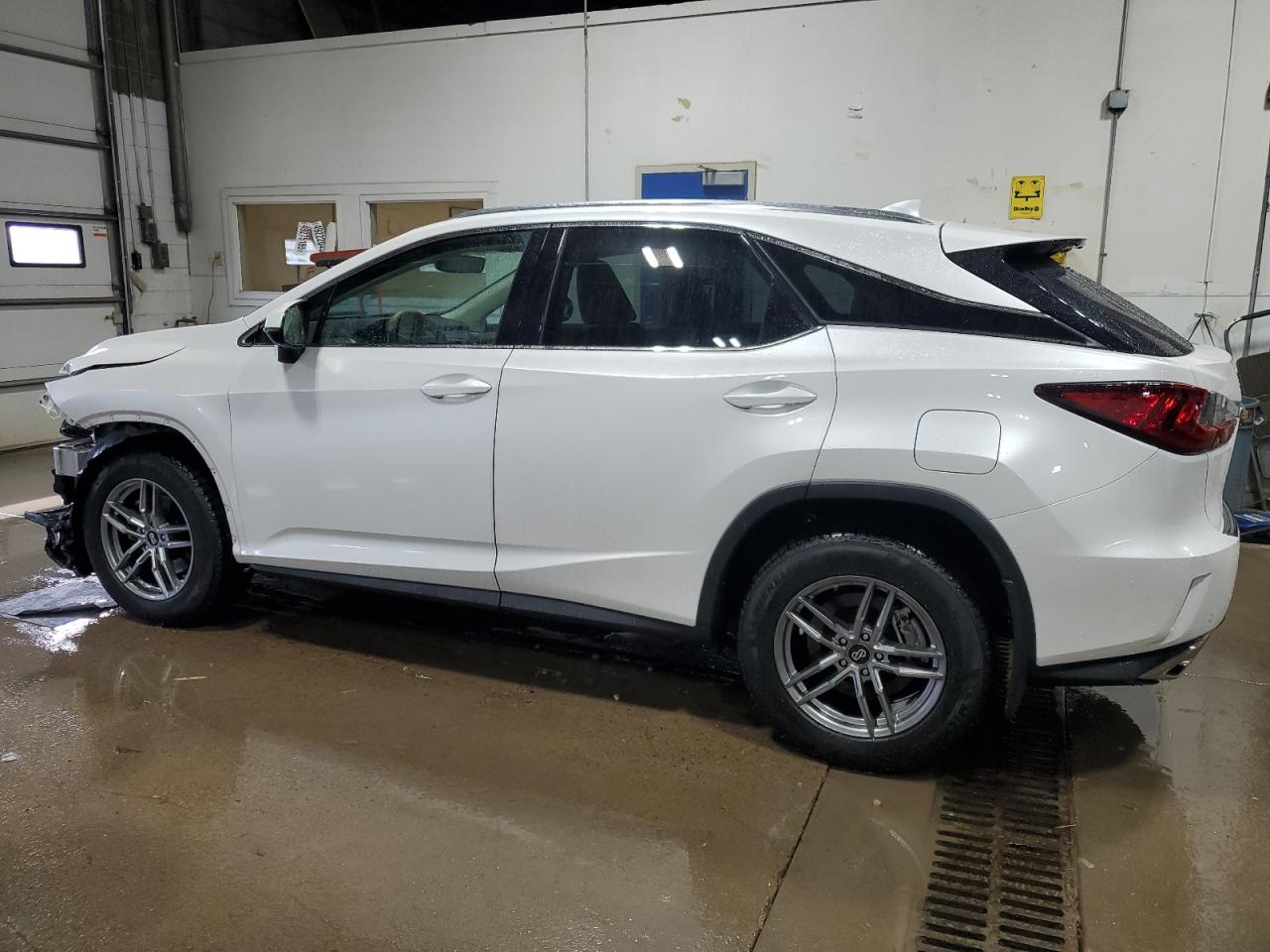 2019 Lexus RX - Image 2