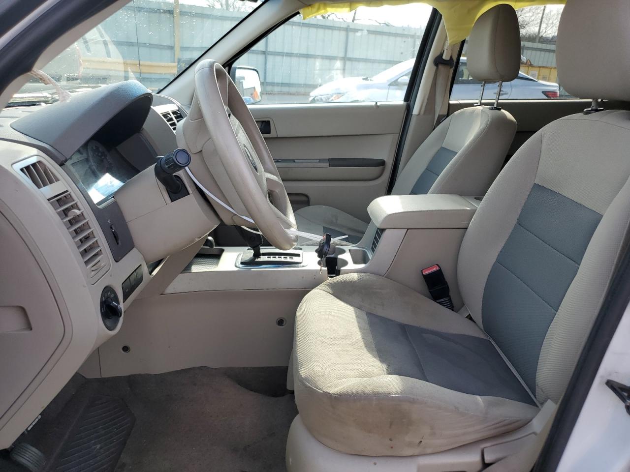 2008 Ford Escape - Image 7