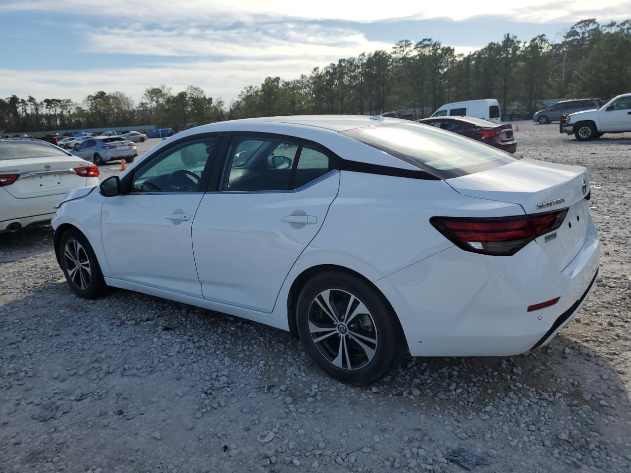 2022 Nissan Sentra - Image 2
