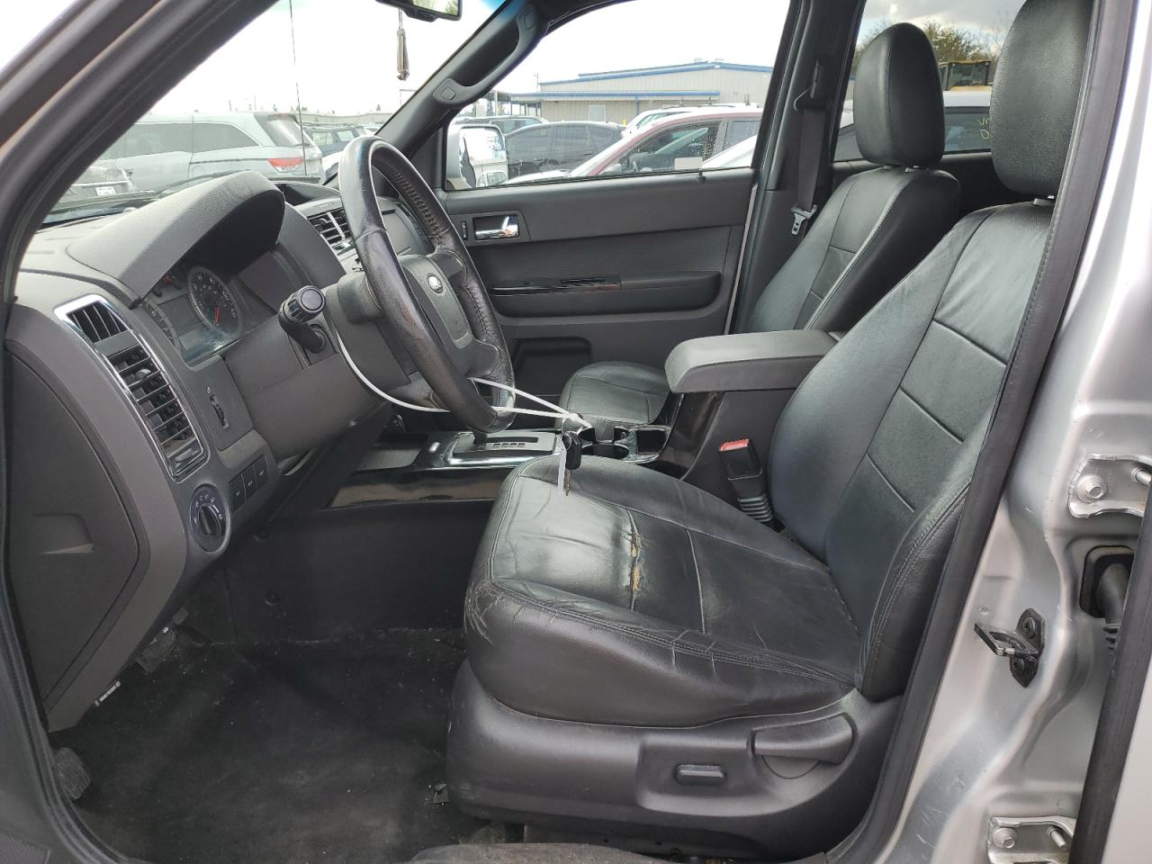 2010 Ford Escape - Image 7