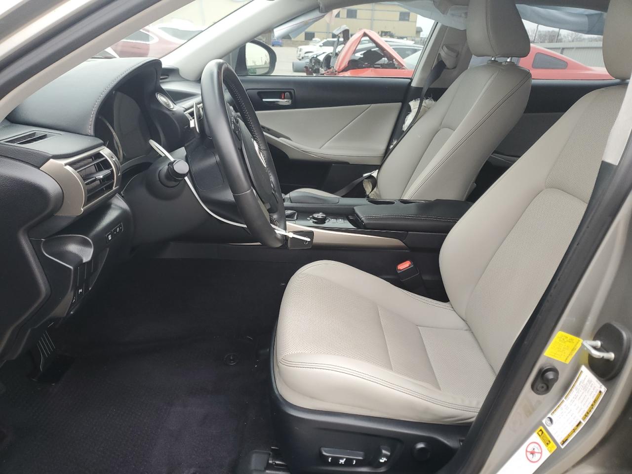 2014 Lexus IS - Image 7