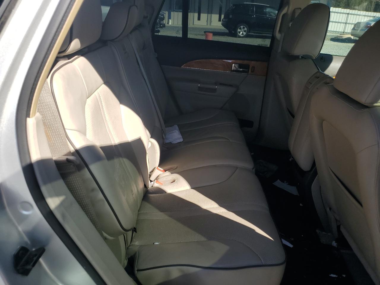 2011 Lincoln MKX - Image 11