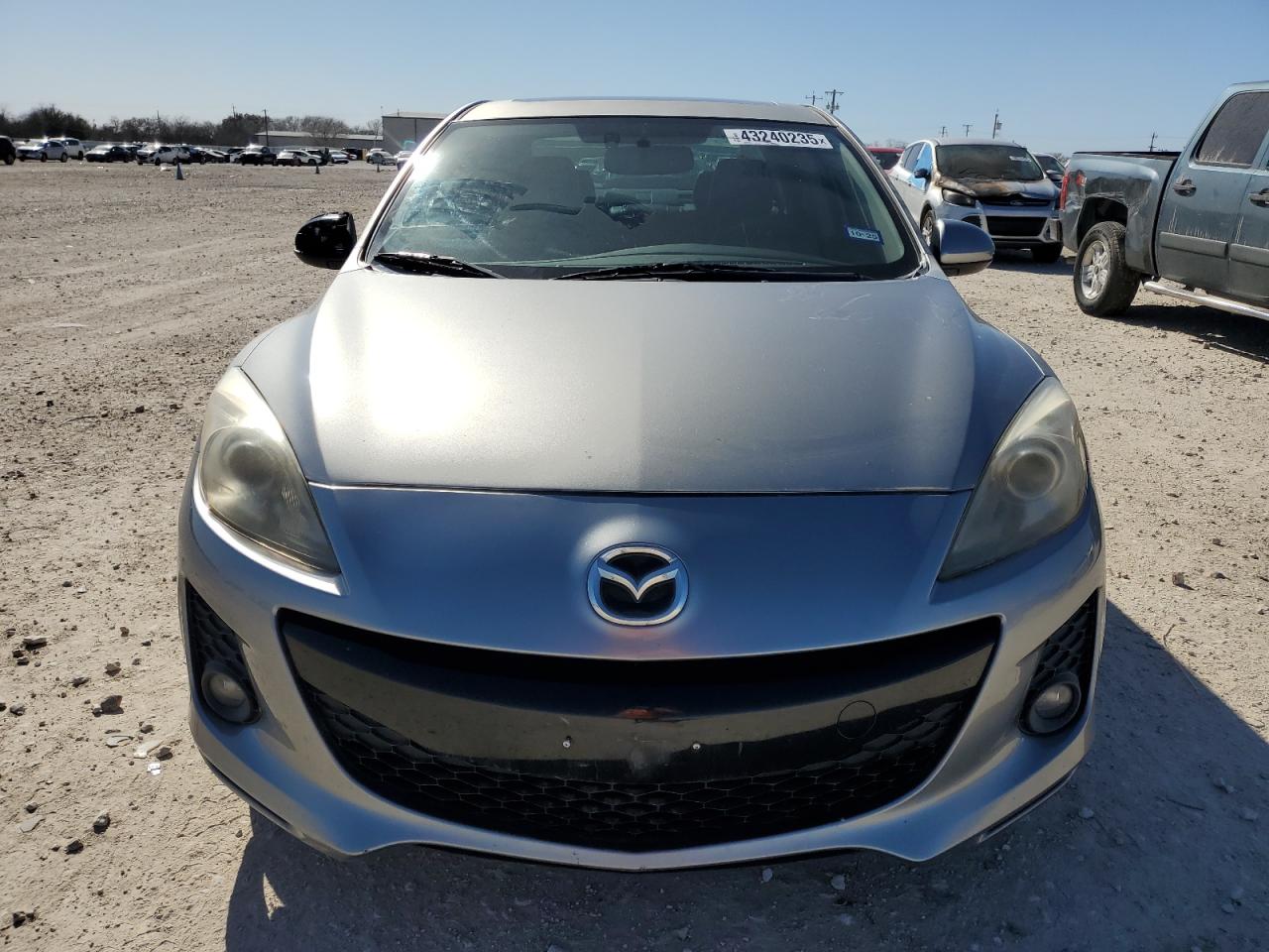 2012 Mazda 3 - Image 5