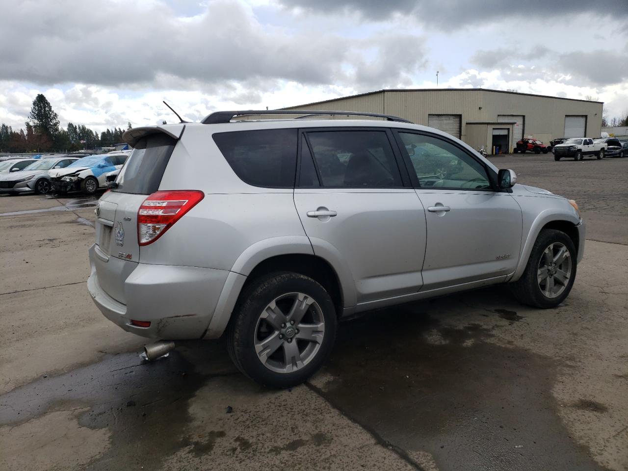 2009 Toyota RAV 4 - Image 3