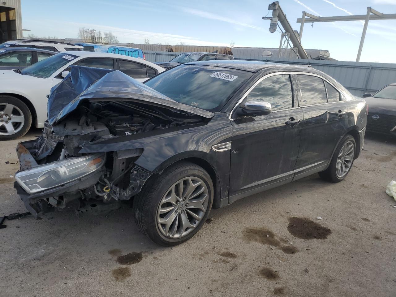 Kansas City, KS에서 판매 중인 2013 Ford Taurus Limited - Front End