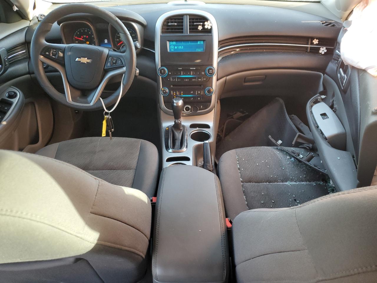 2014 Chevrolet Malibu - Image 8