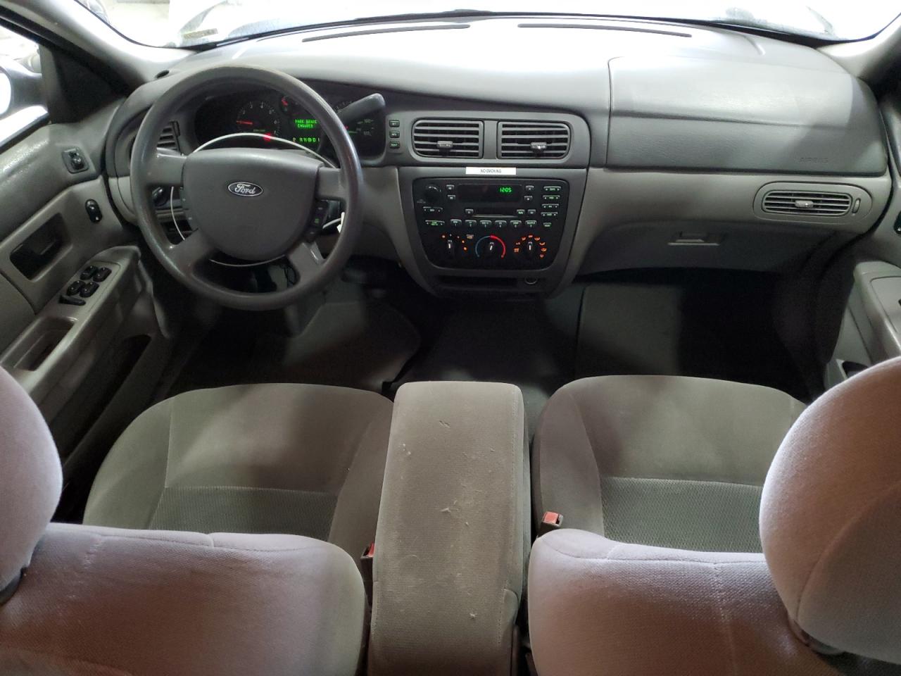 2007 Ford Taurus - Image 8
