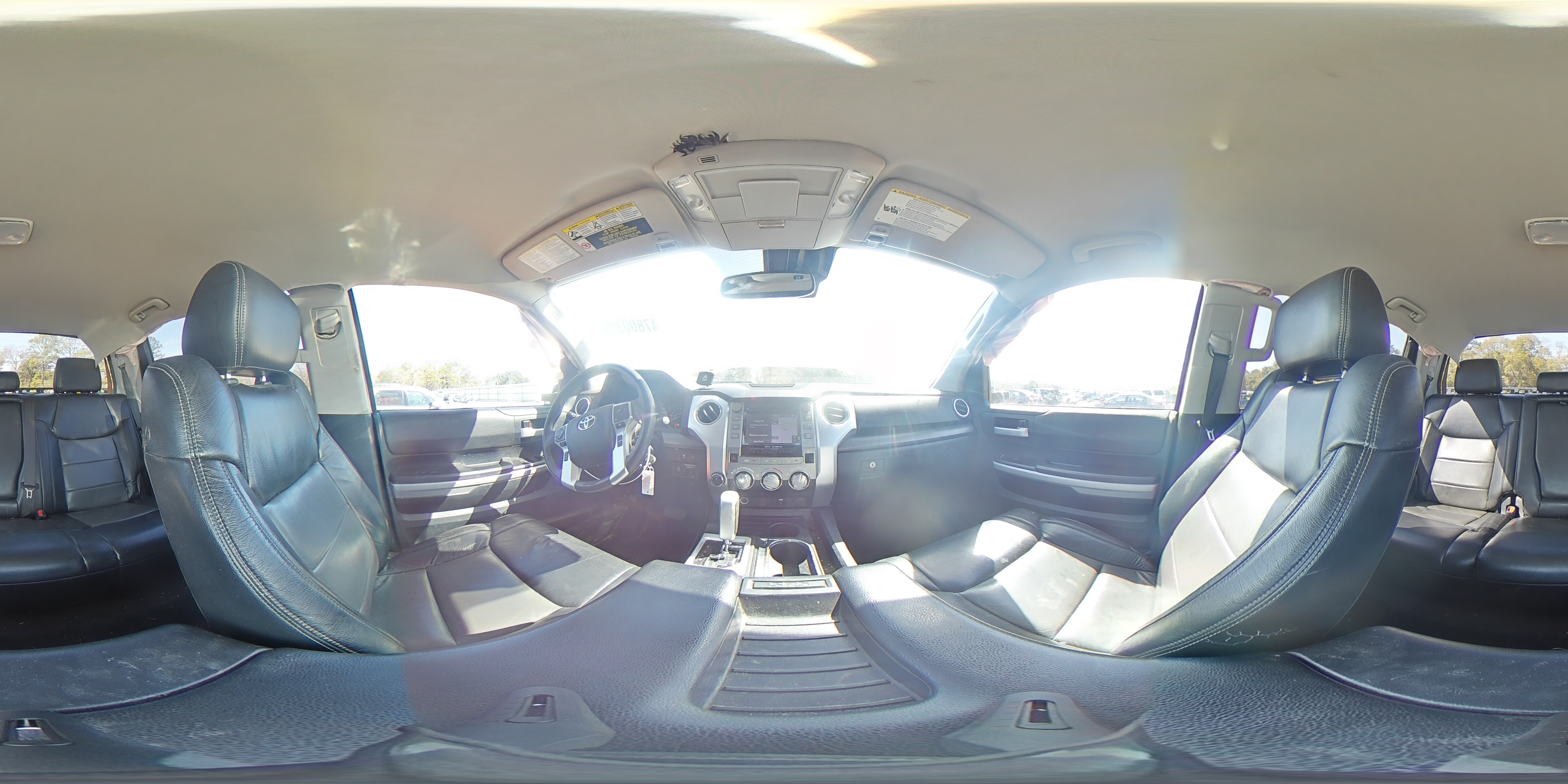 2018 Toyota Tundra - Image 13
