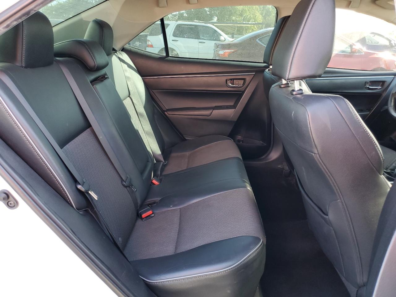 2015 Toyota Corolla - Image 10