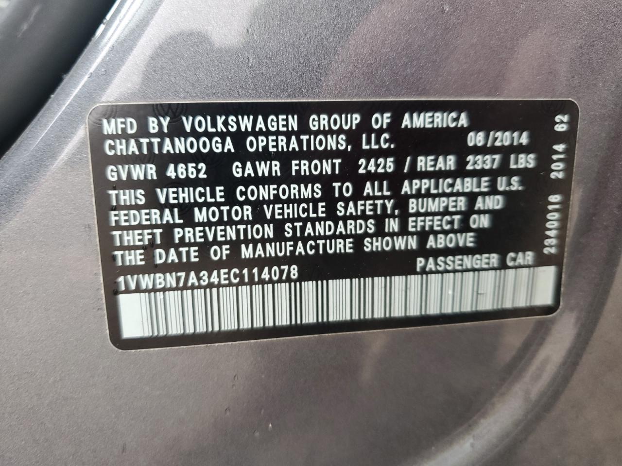 2014 Volkswagen Passat - Image 14