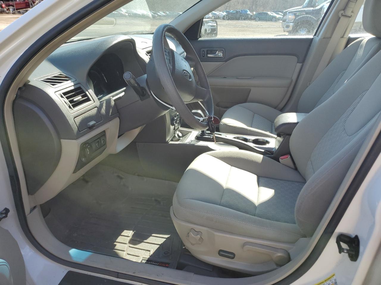 2010 Ford Fusion - Image 7