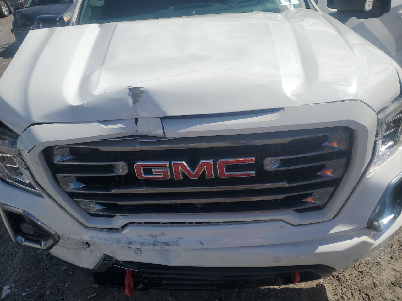 2021 GMC Sierra - Image 13