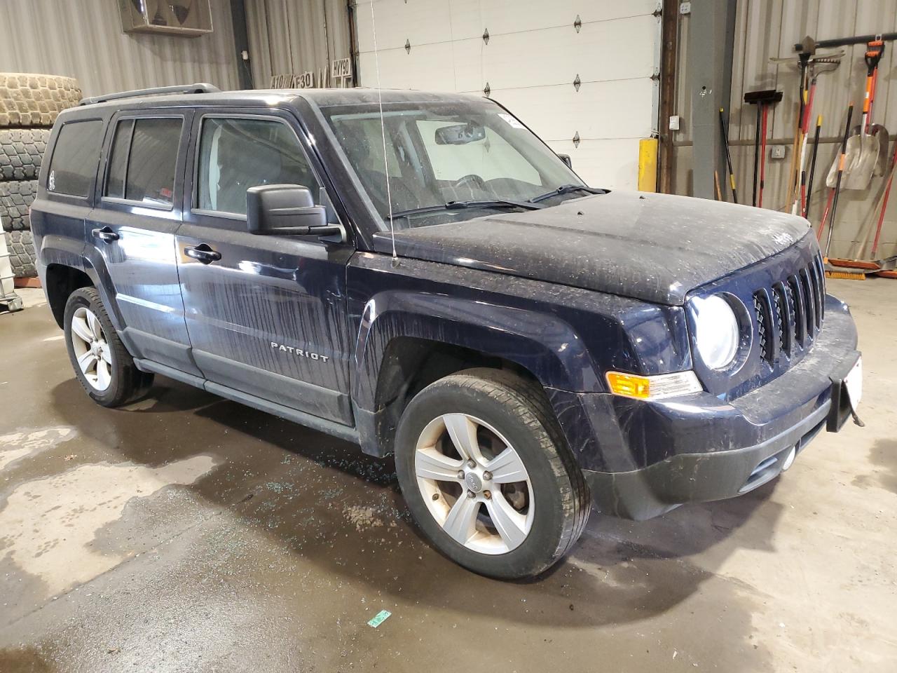 2011 Jeep Liberty (Patriot) - Image 4