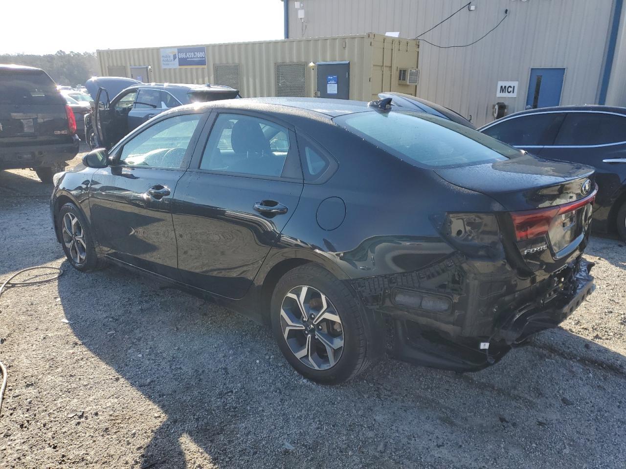 2020 Kia Forte - Image 2