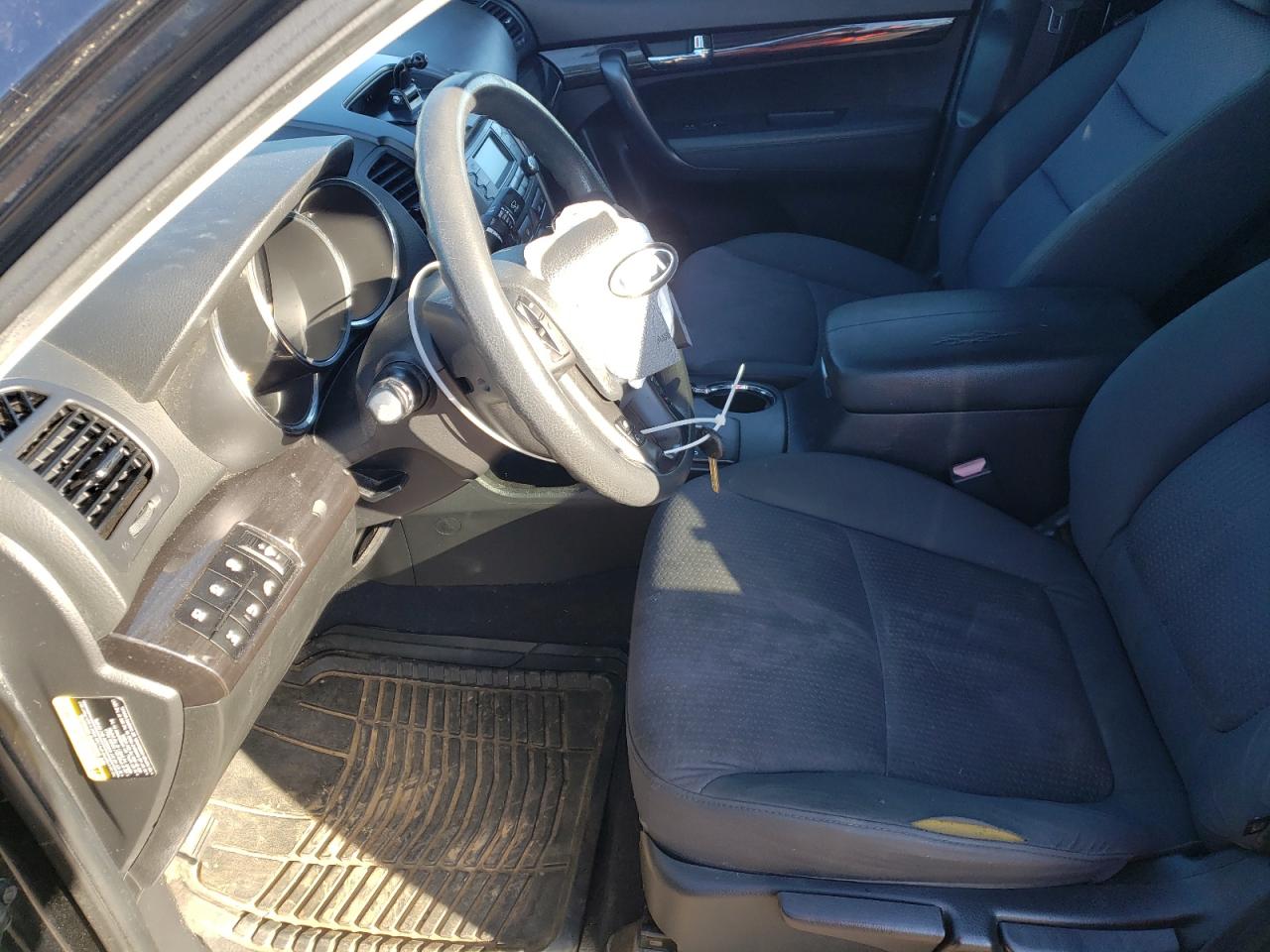 2012 Kia Sorento - Image 7