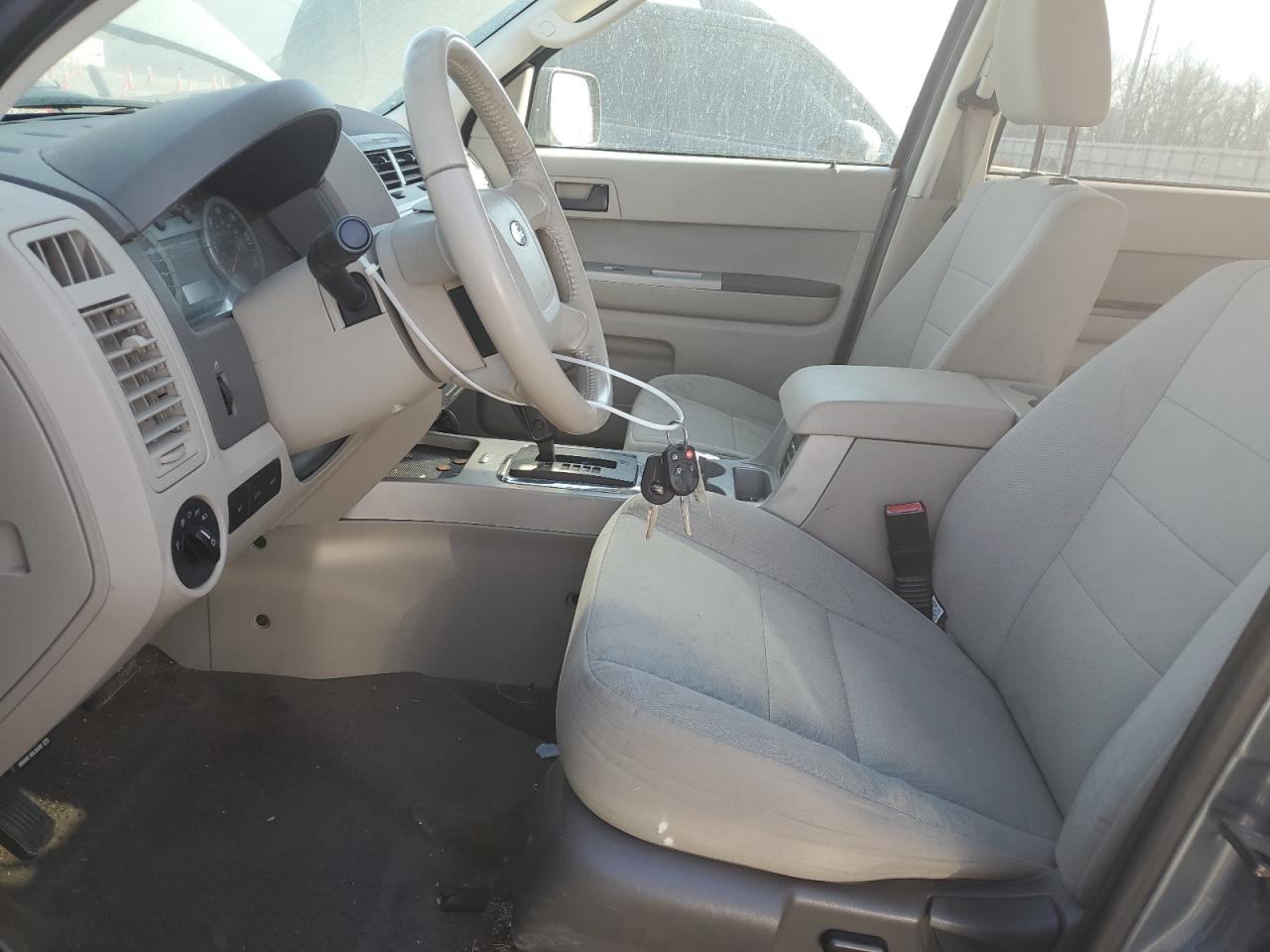 2010 Ford Escape - Image 7