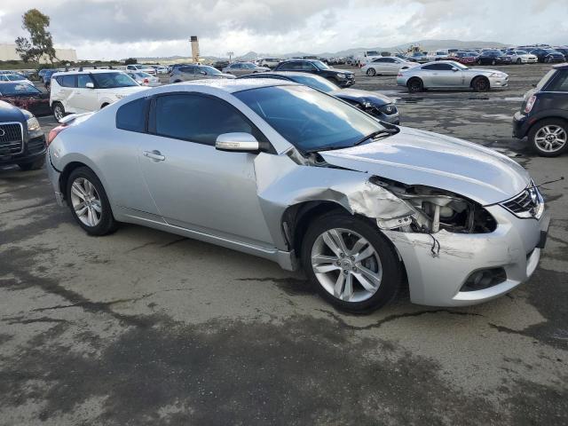 Купе NISSAN ALTIMA 2012 Серебристый