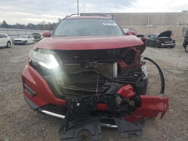  NISSAN ROGUE 2017 Red