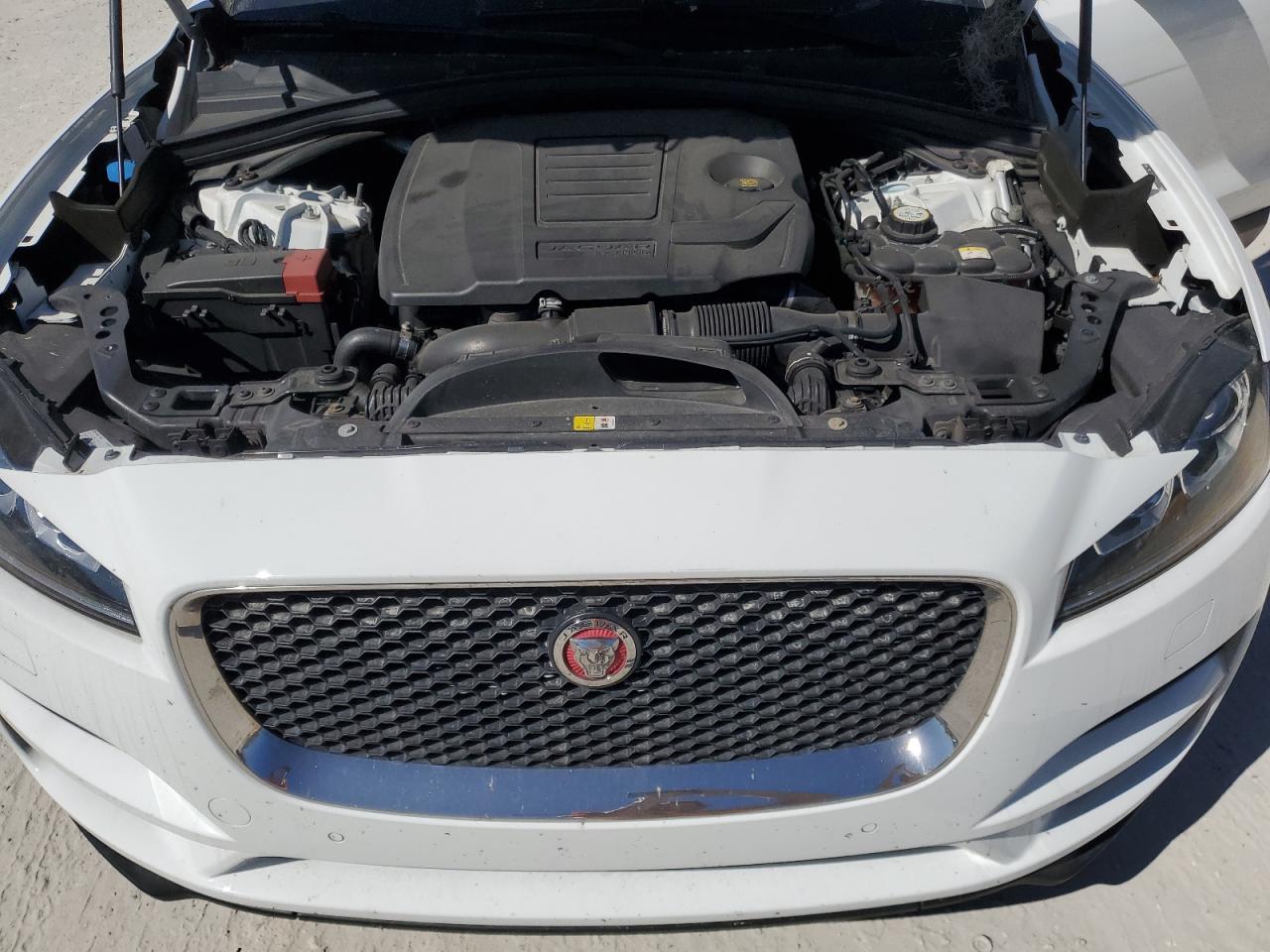 2018 Jaguar F-Pace - Image 12