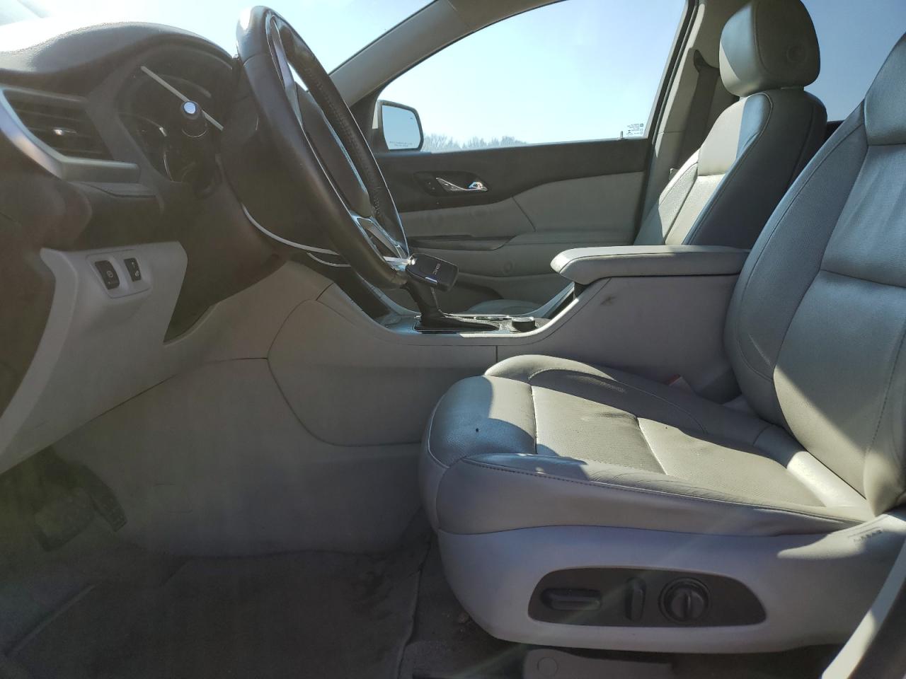 2017 GMC Acadia - Image 7