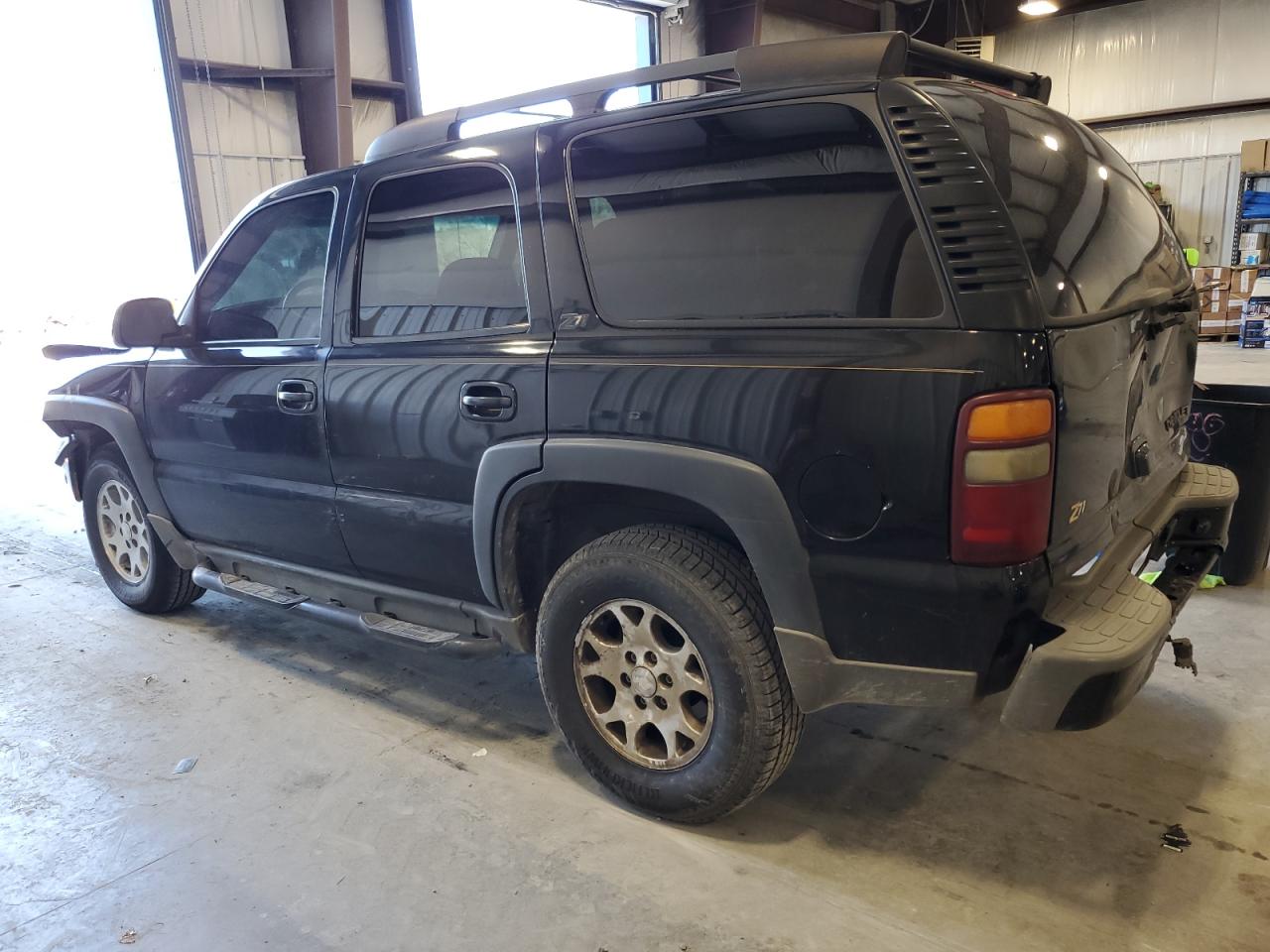 2002 Chevrolet Tahoe - Image 2
