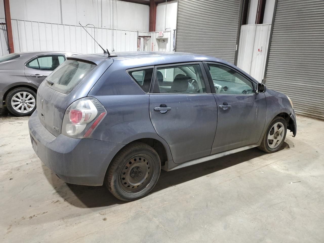 2010 Pontiac Vibe - Image 3