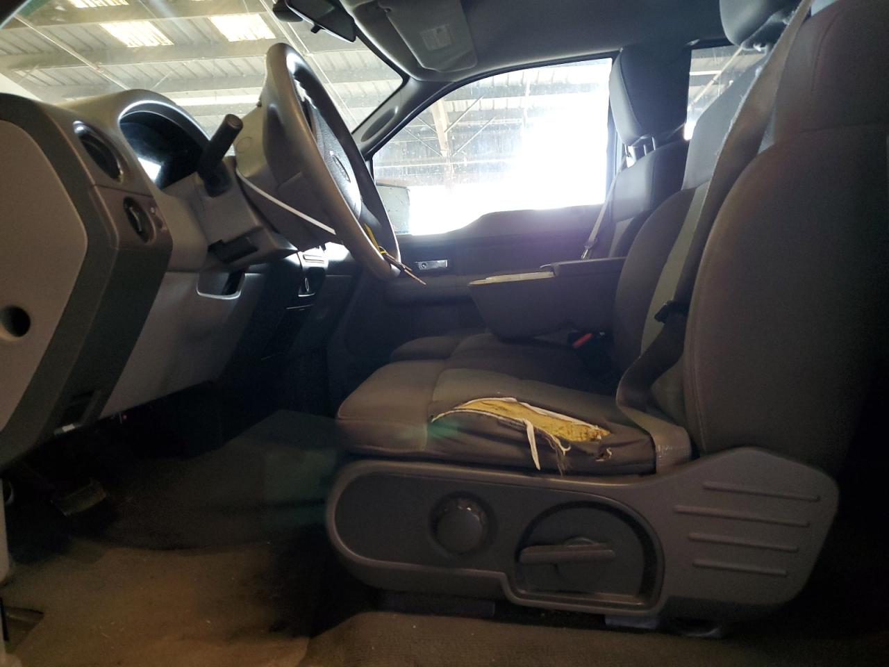 2006 Ford F-150 - Image 7