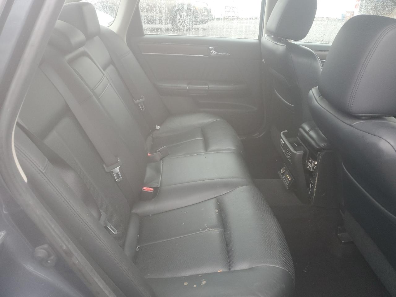 2009 Infiniti M - Image 10