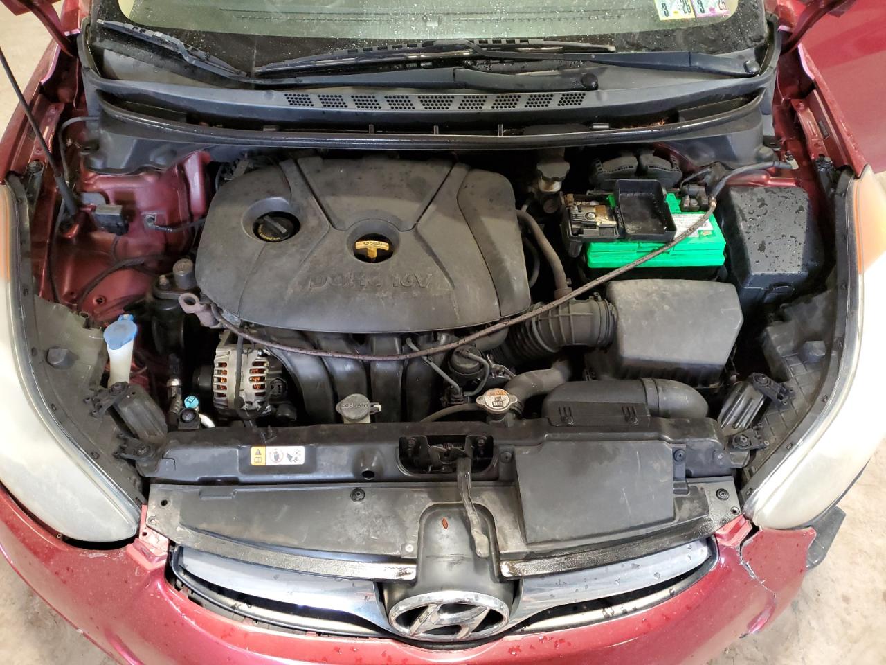 2013 Hyundai Elantra - Image 11