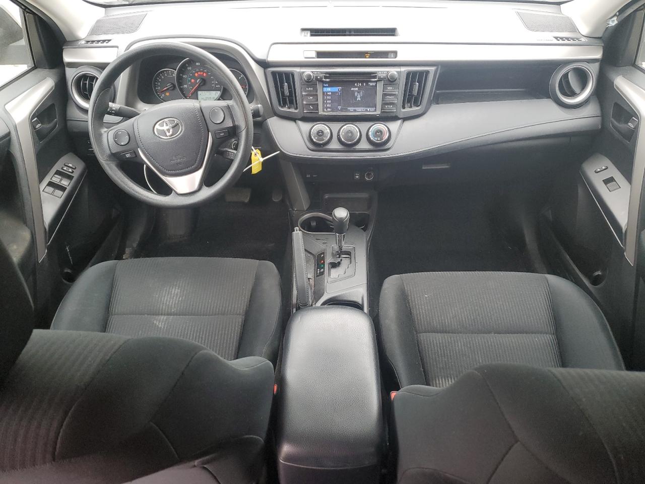 2016 Toyota RAV 4 - Image 8