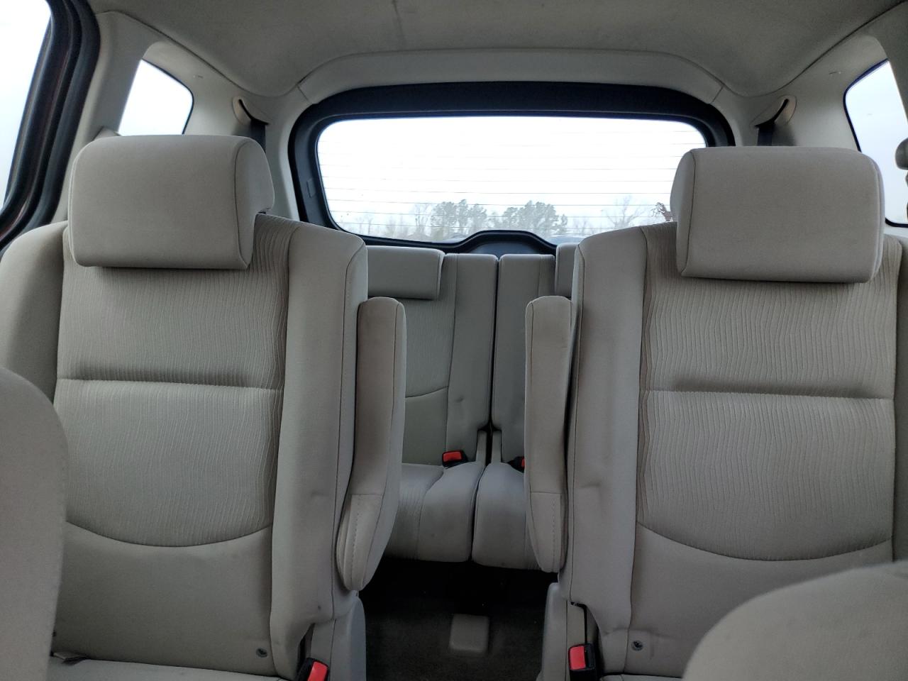 2010 Mazda 5 - Image 10