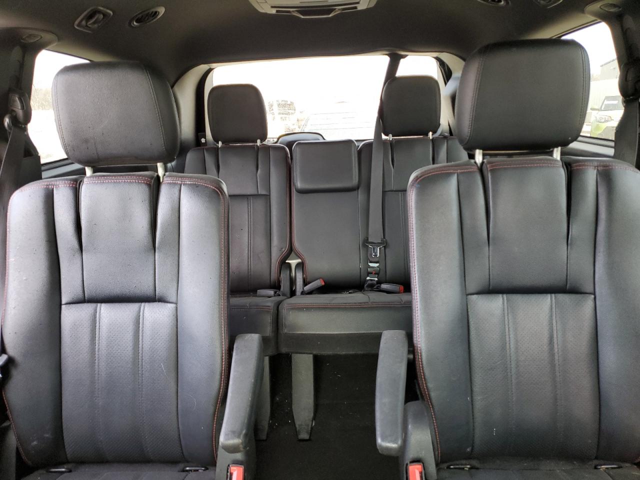 2019 Dodge Caravan - Image 10