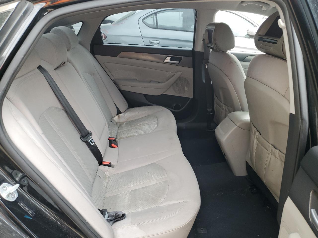 2015 Hyundai Sonata - Image 10