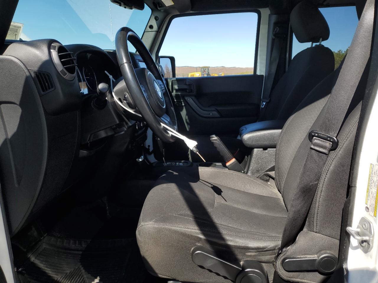 2017 Jeep Wrangler - Image 7