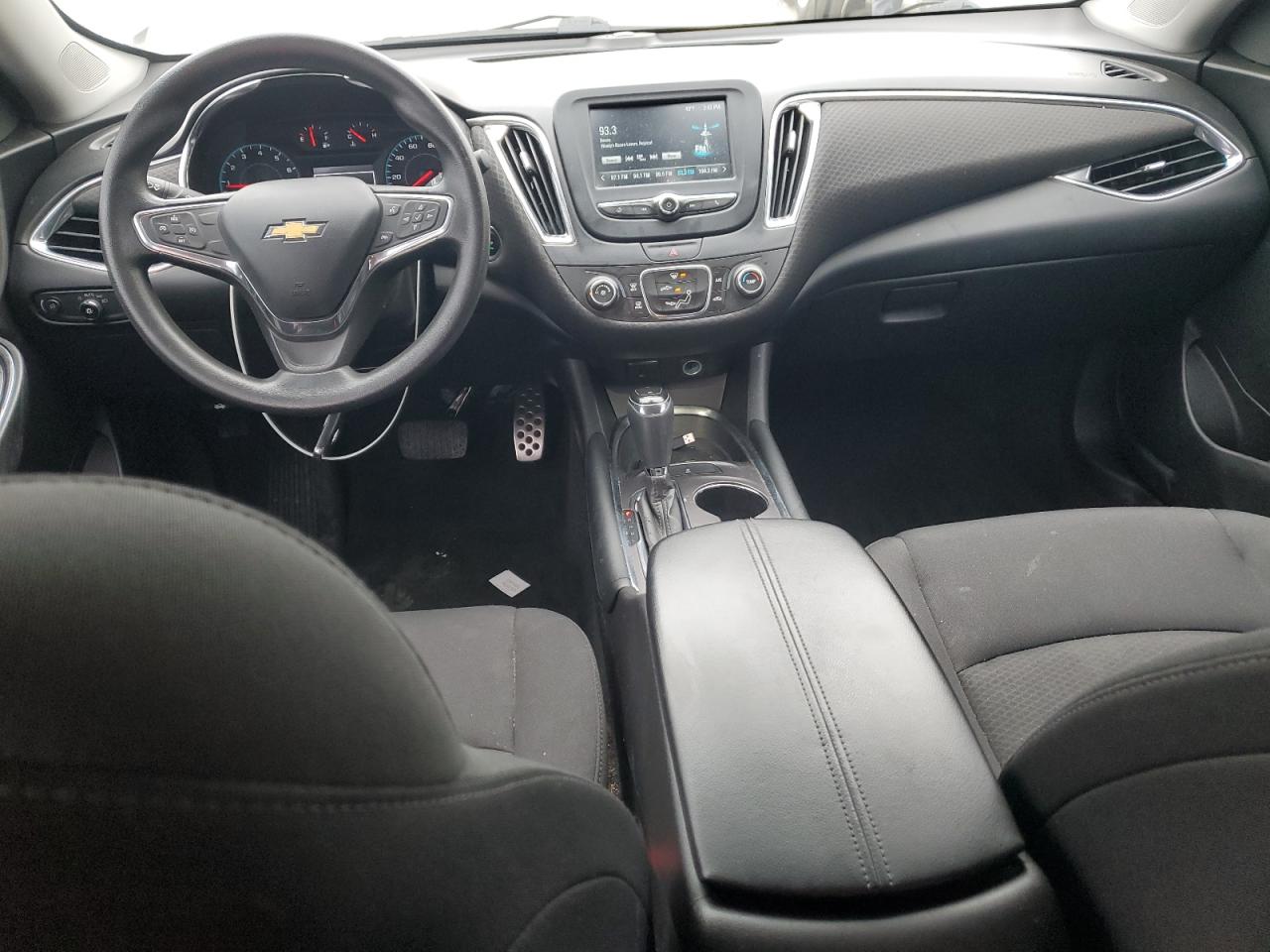 2016 Chevrolet Malibu - Image 8