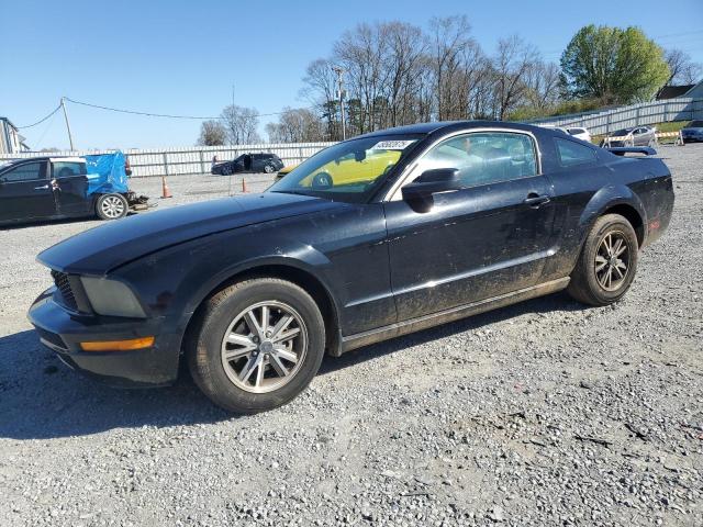 2005 Ford Mustang 