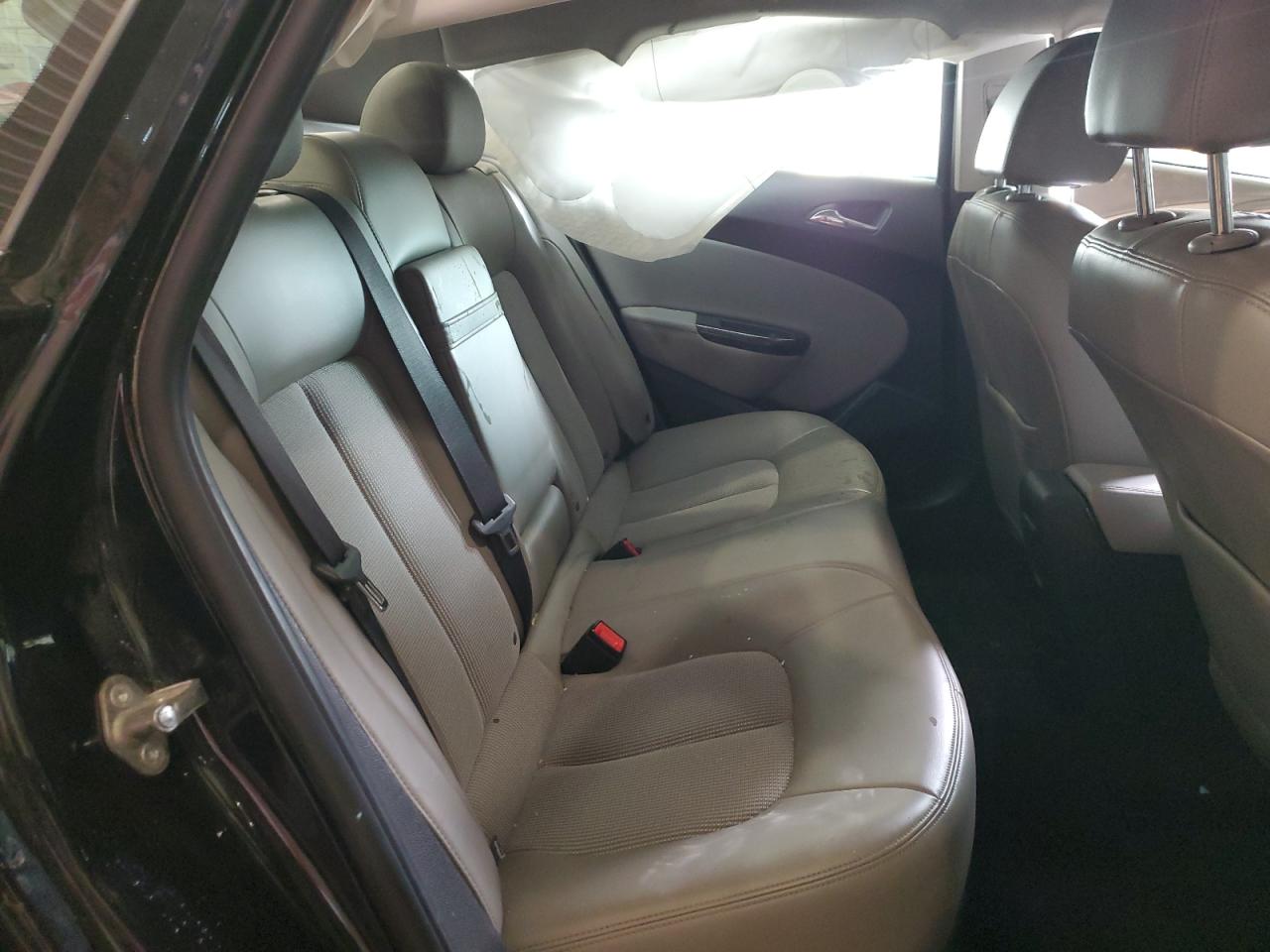2017 Buick Verano - Image 10