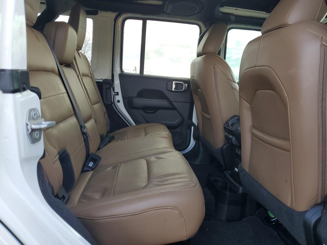 2020 Jeep Wrangler - Image 10