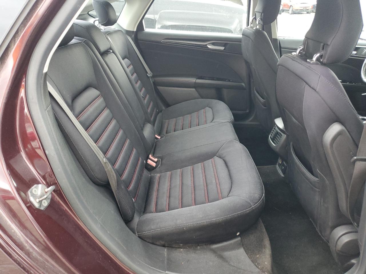 2013 Ford Fusion - Image 10