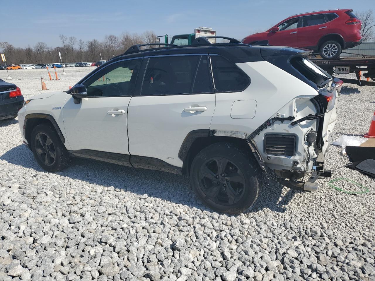 2019 Toyota RAV 4 - Image 2
