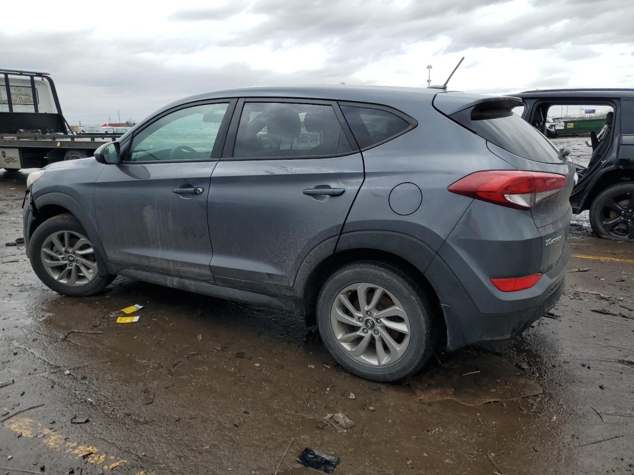 2017 Hyundai Tucson - Image 2