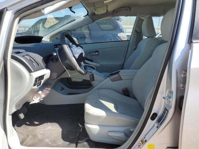 Хетчбеки TOYOTA PRIUS 2015 Сріблястий