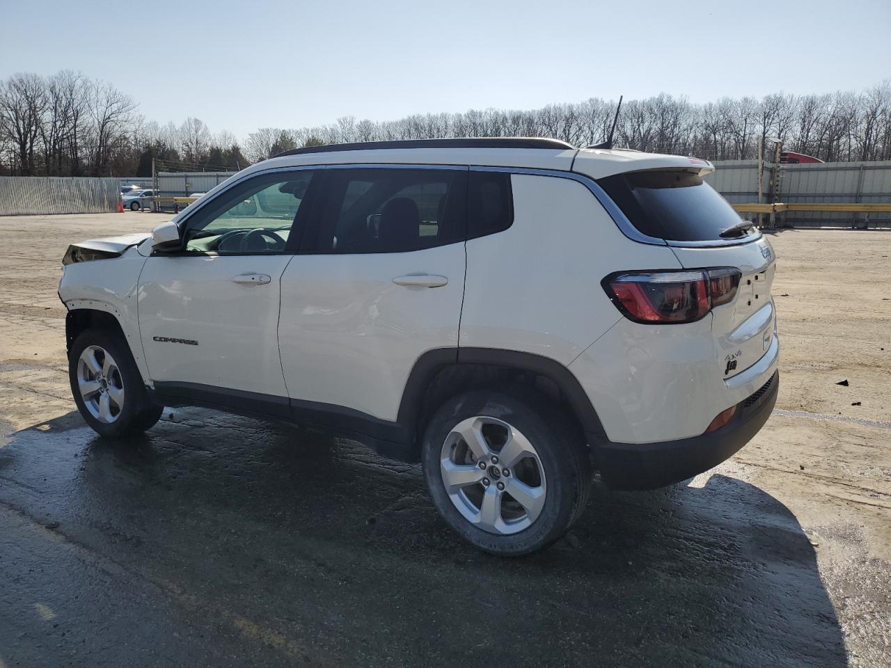 2017 Jeep Compass - Image 2