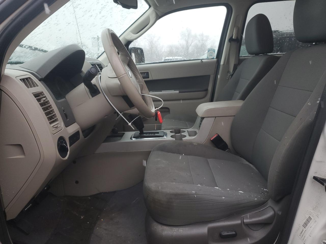 2010 Ford Escape - Image 7