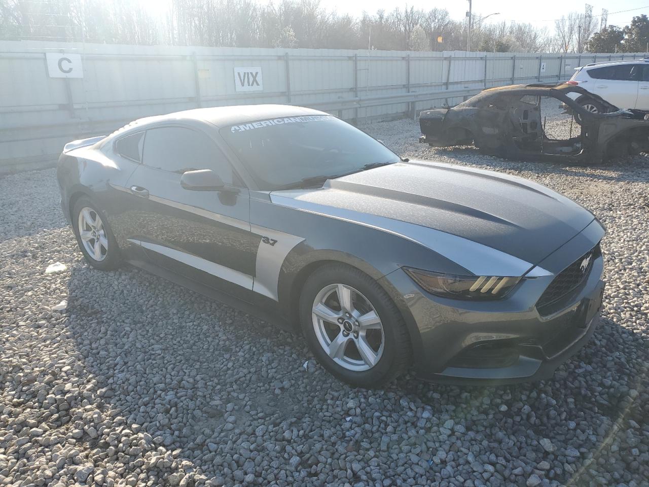 2015 Ford Mustang - Image 4