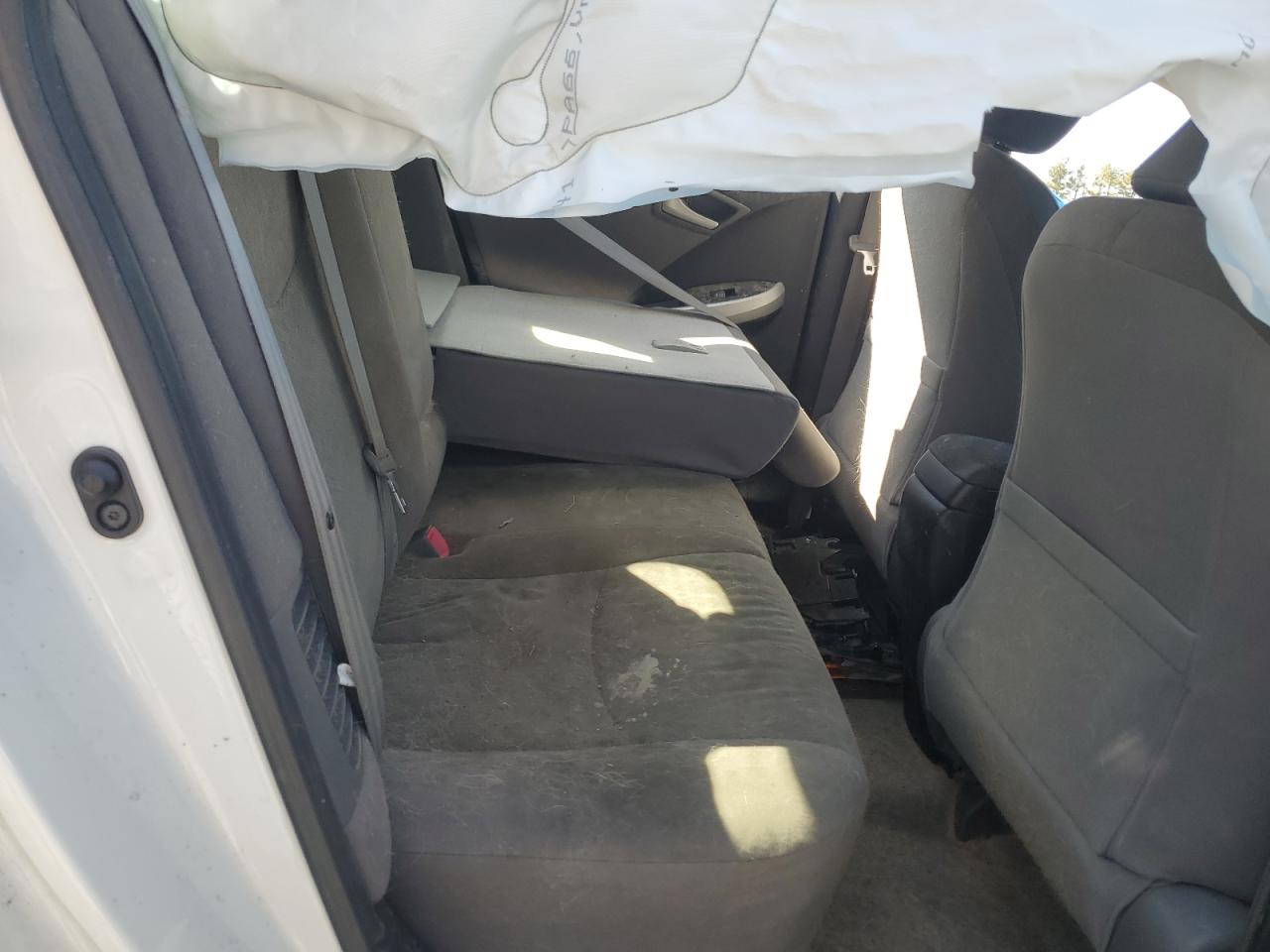 2013 Toyota Prius - Image 10