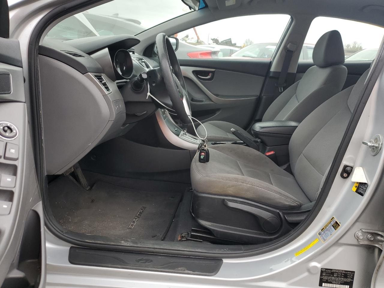 2012 Hyundai Elantra - Image 7