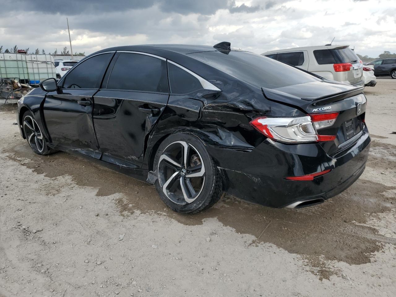 2022 Honda Accord - Image 2