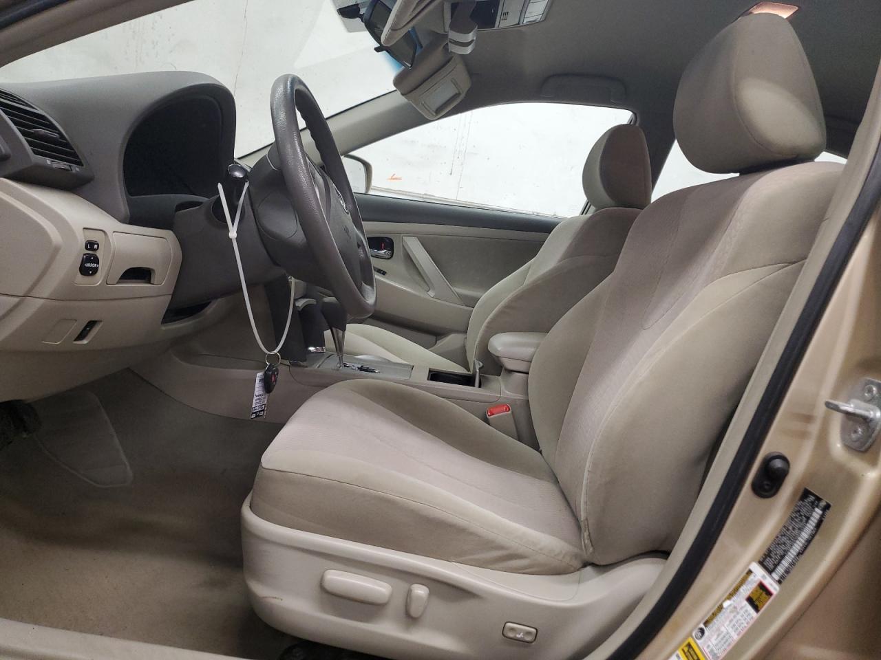 2010 Toyota Camry - Image 7
