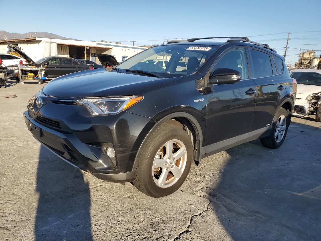 2018 Toyota RAV 4 - Image 1